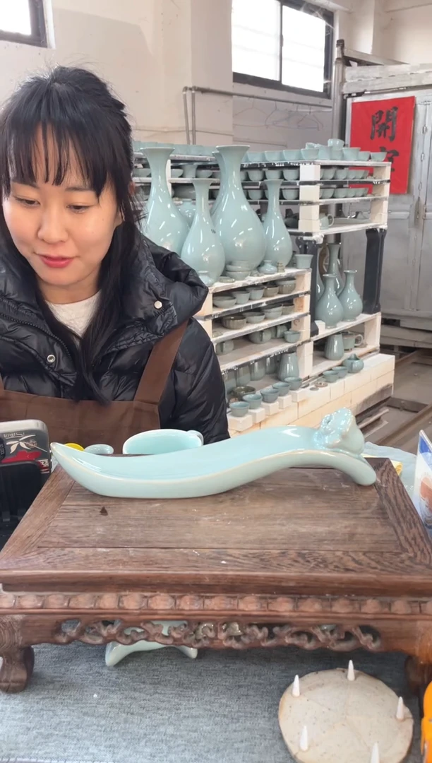 【闪购商品】瓷片微瑕天青如意香插。。。