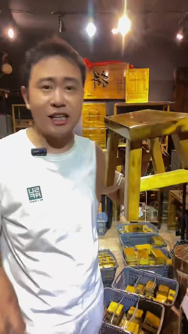 木金丝楠木制品凳子