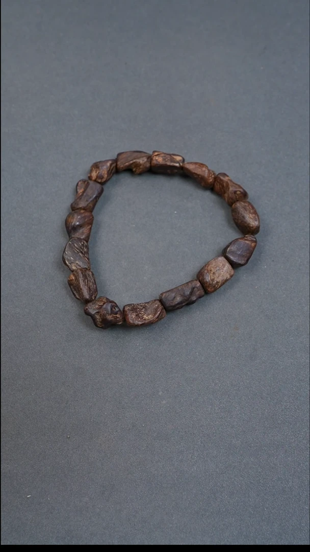 沉香沉香碎屑金三角沉水随行11.93g