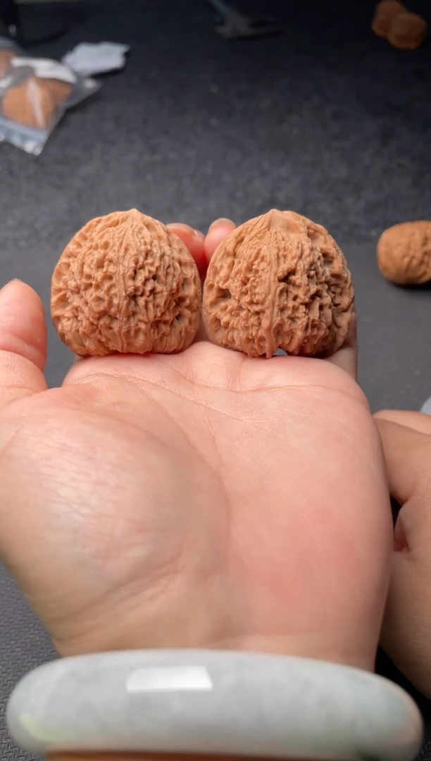 把件文玩核桃w179 南疆石 40尺