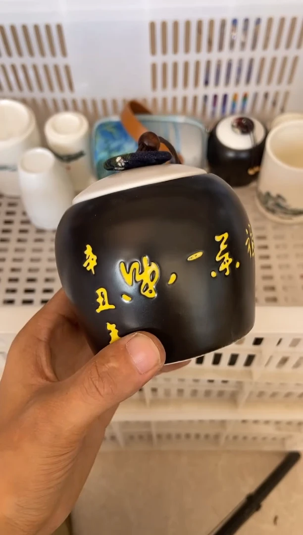 摆件摄影的产品有使用过的痕迹有点脏介意勿拍