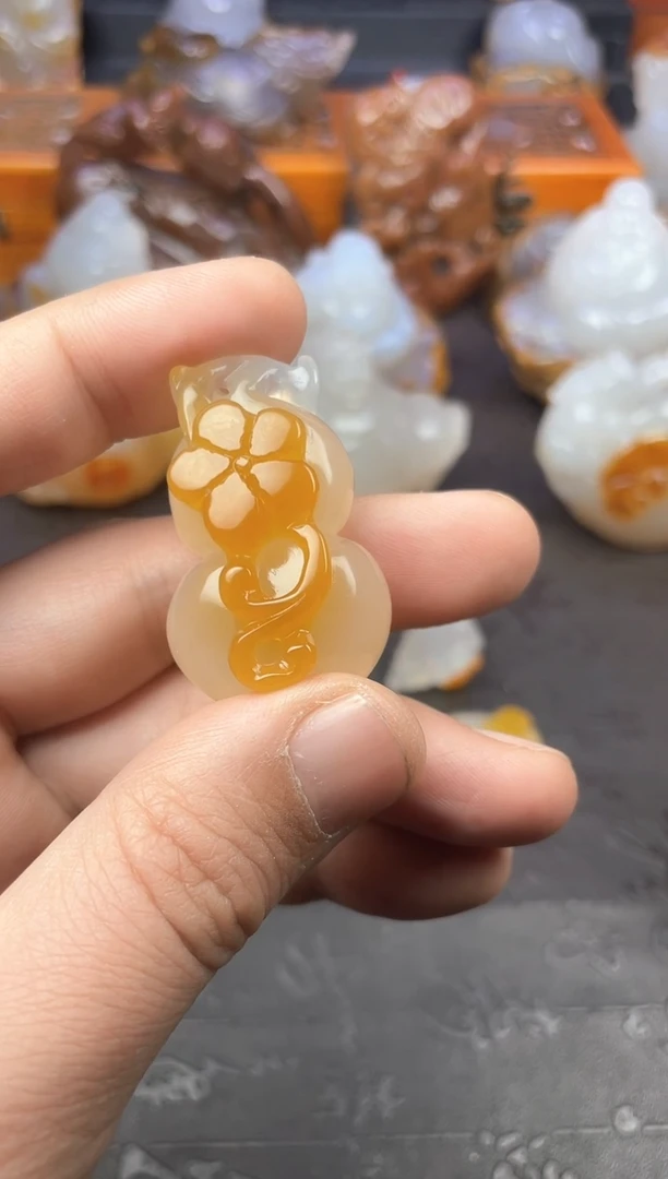 【闪购商品】玛瑙/玉髓吊坠未镶嵌1