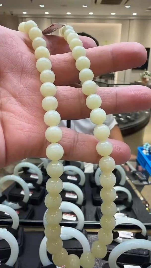 和田玉未镶嵌颈饰亏米福利