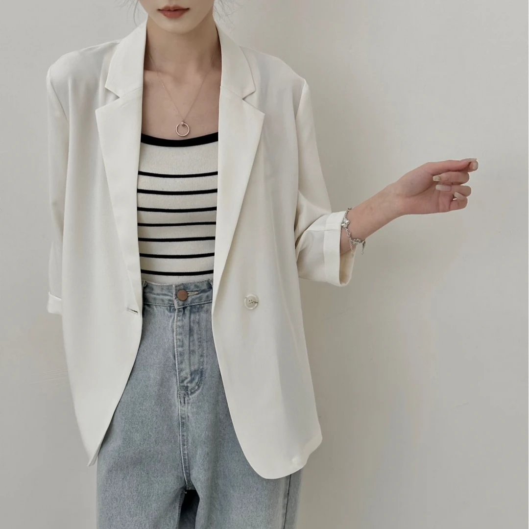 白色七分袖薄款小西装外套女2025夏韩版收腰显瘦通勤气质修身西服