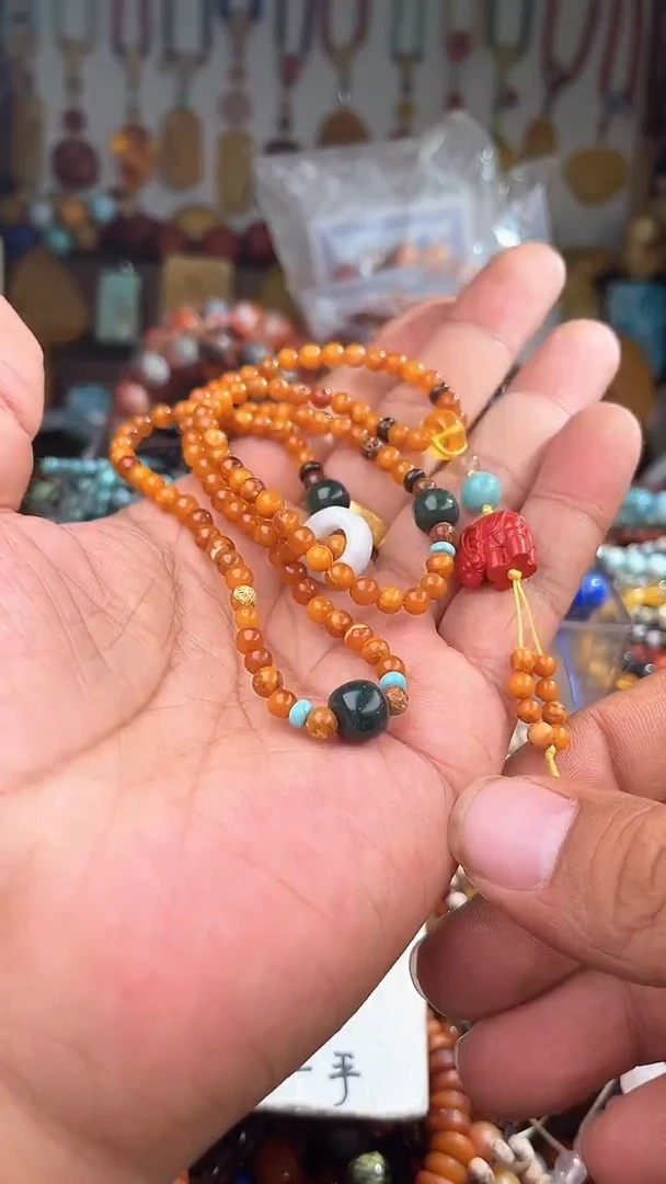 裸石琥珀未镶嵌王****） 一物一拍 168136