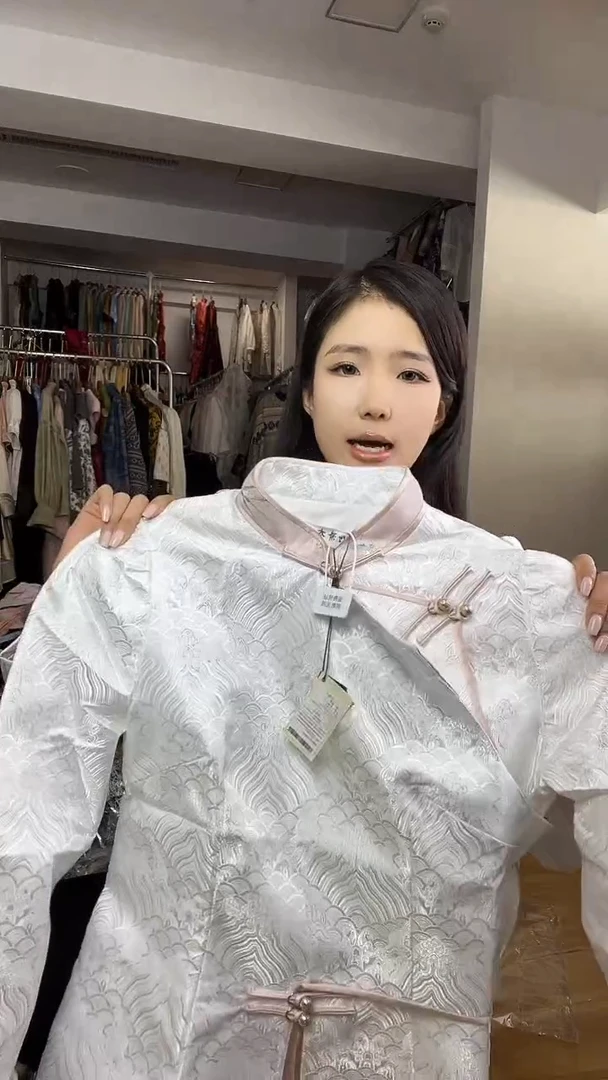 外套       2XL码    125-135斤