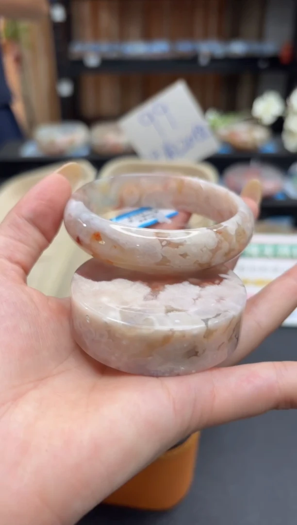 未镶嵌手镯石英质玉C148(58圈赠送镯心)