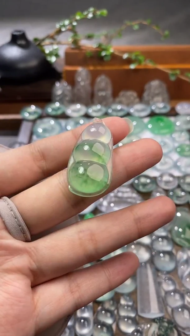 吊坠(不含链)未镶嵌翡翠福豆