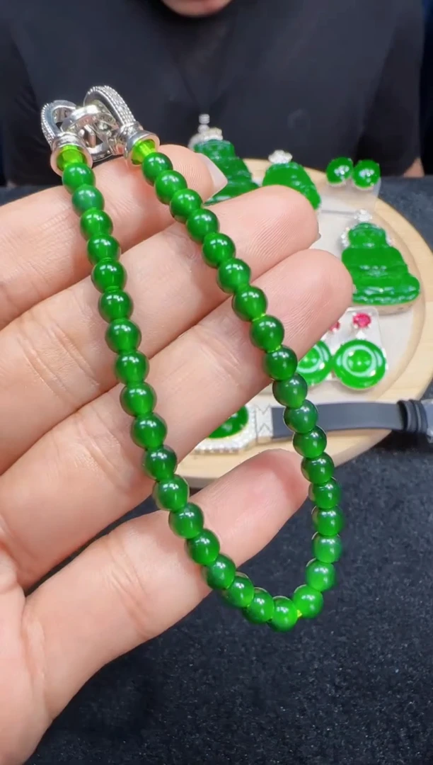 未镶嵌定制翡翠翡翠手链143