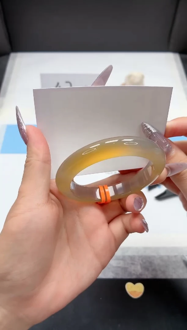 石英质玉手镯未镶嵌153/香槟56