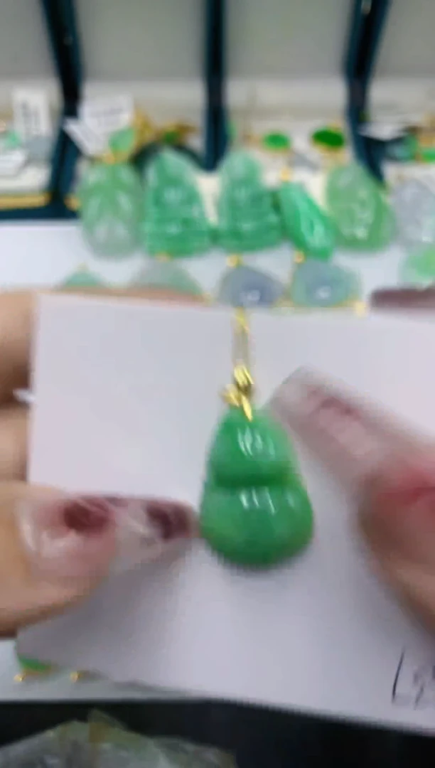 颈饰未镶嵌翡翠11111