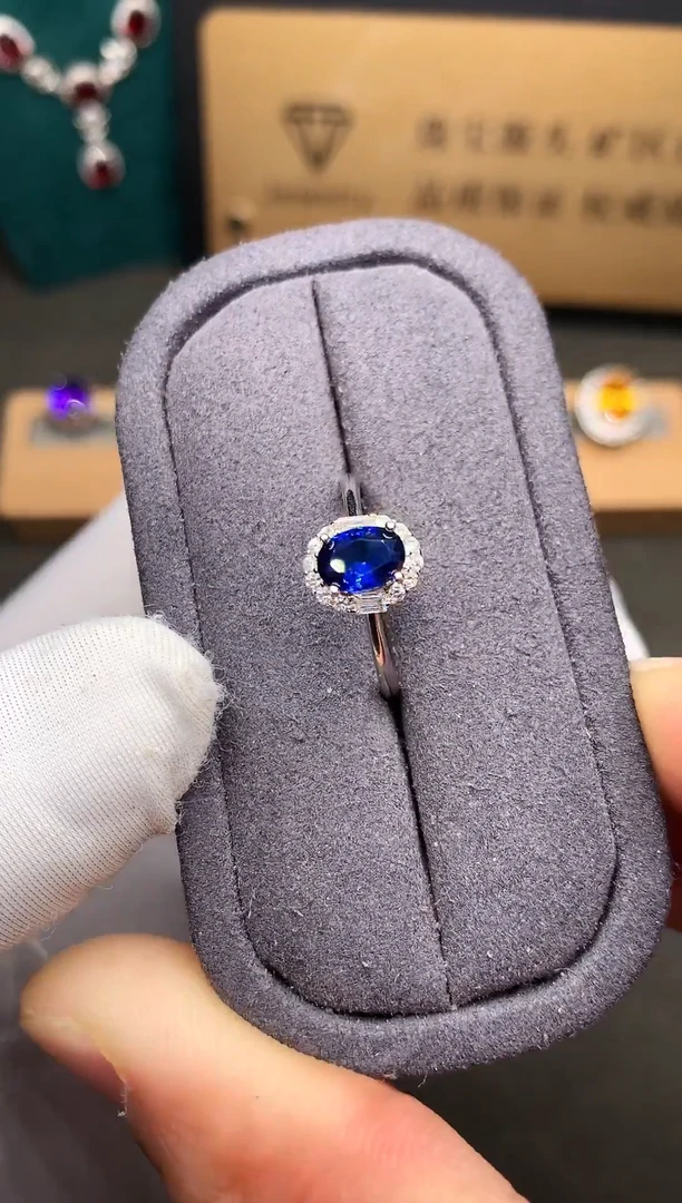 戒指蓝宝石银S925镶嵌.......