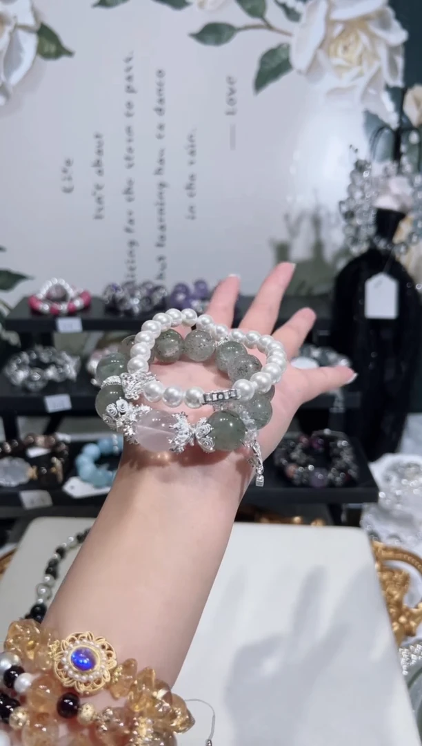 【闪购商品】水晶手链未镶嵌天然水晶默认微瑕 多样性发货发其一