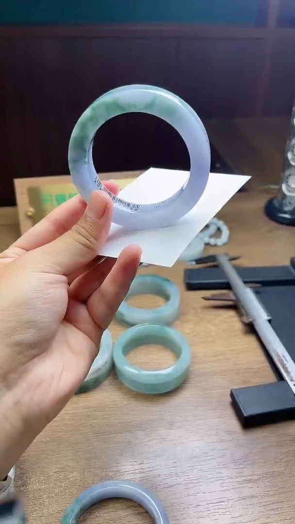 未镶嵌手镯定制翡翠N**a定制