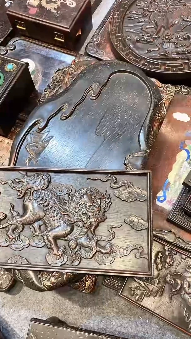 木紫檀雕刻一物一拍以直播间为准