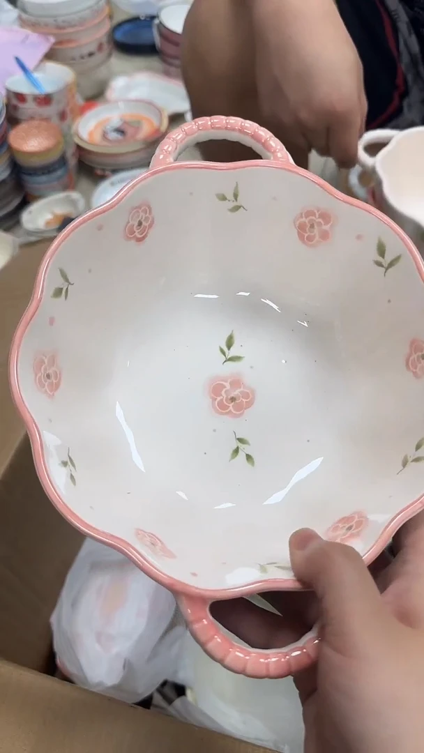 瓷您好，咱家是20包邮，