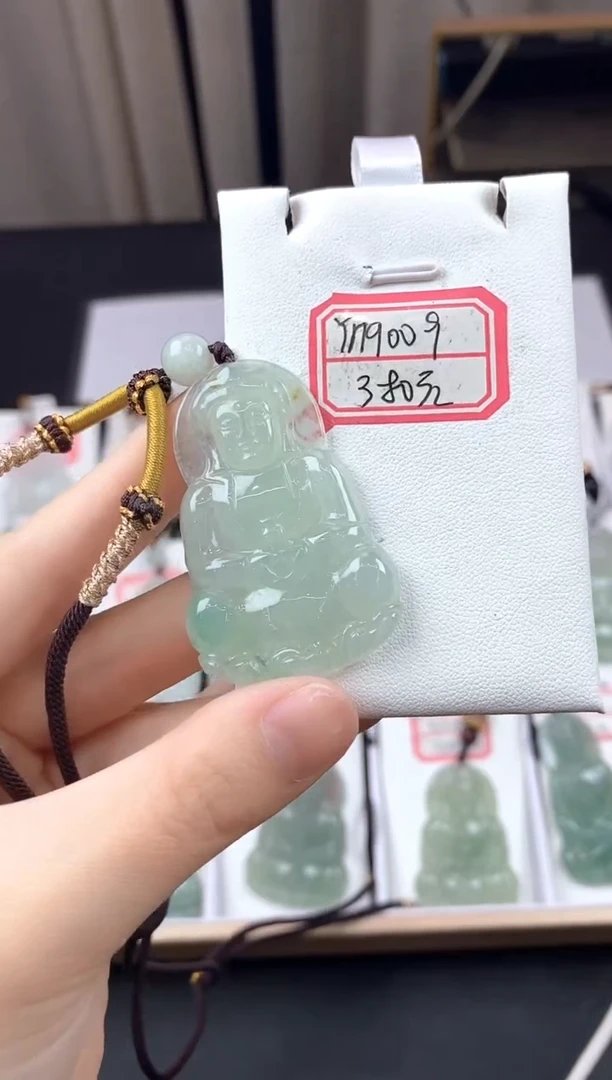 翡翠未镶嵌颈饰YN9009冰绿中观音