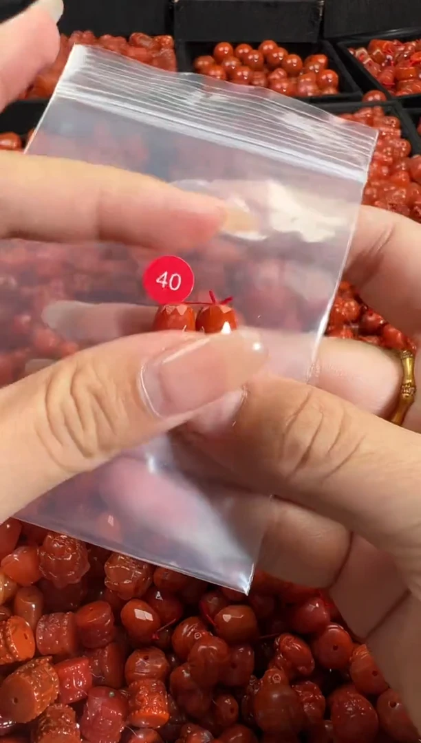 颈饰未镶嵌南红玛瑙11