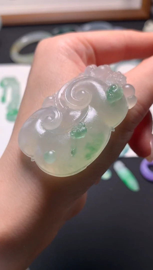 未镶嵌定制翡翠49*31.8*8.5