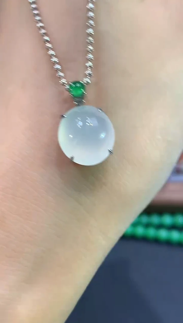 吊坠(不含链)18K金镶嵌翡翠a33多样性一件发货