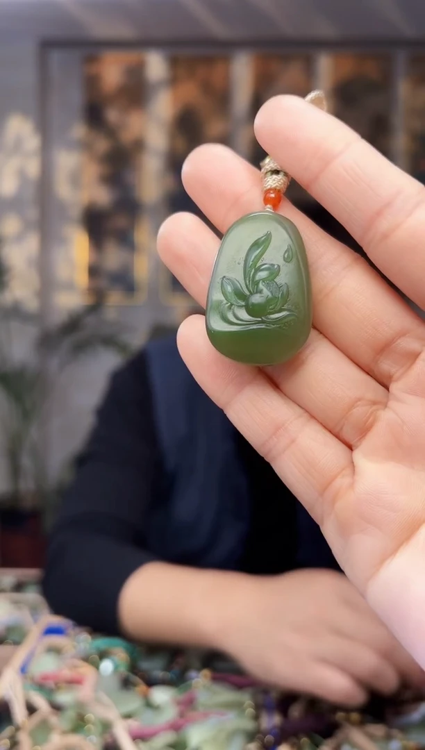 【闪购商品】和田玉颈饰未镶嵌拍一发一