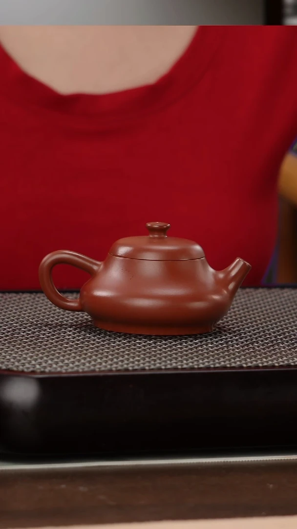 茶壶紫砂朱泥光素灵芝钮纳瓢110cc