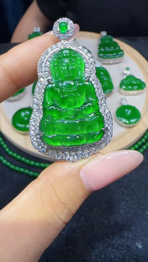 未镶嵌定制翡翠翡翠吊坠33