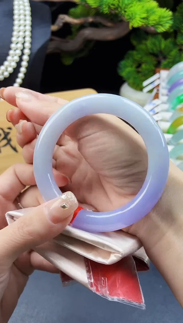 未镶嵌手镯翡翠B4,全款16W，定金2W