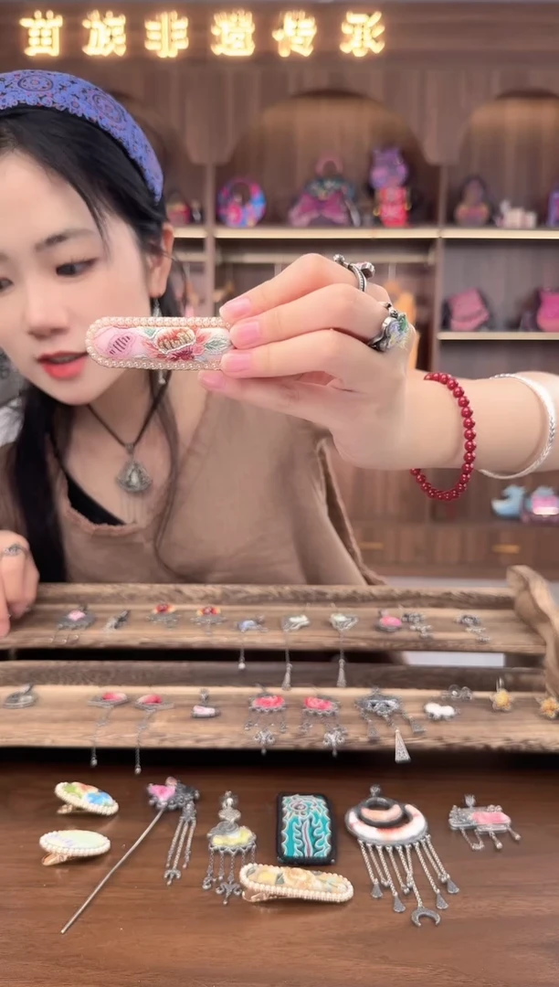 织绣扶光苗绣传承55