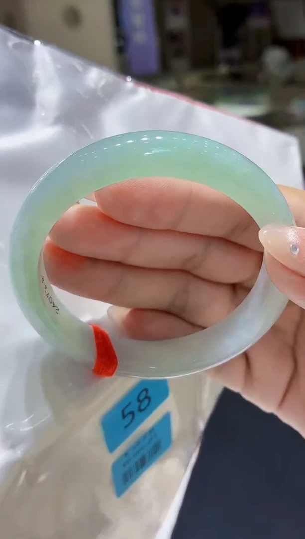 未镶嵌手镯翡翠翡翠手镯58