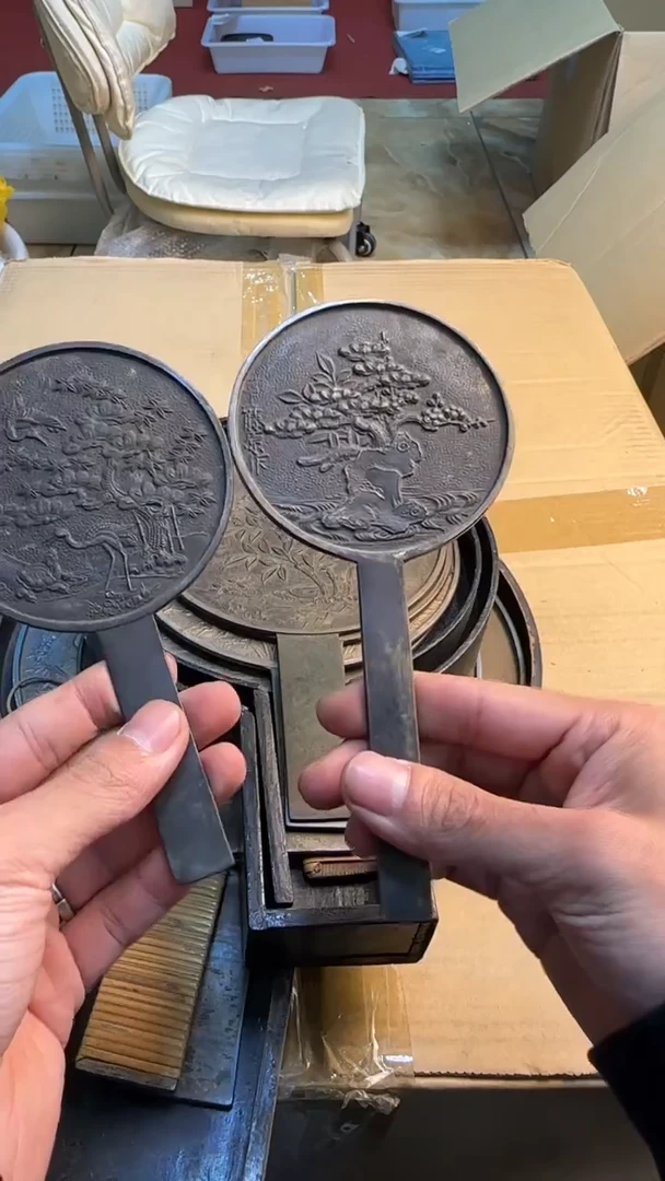 瓷片张***888888888      818