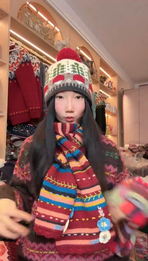 羊毛红色围巾