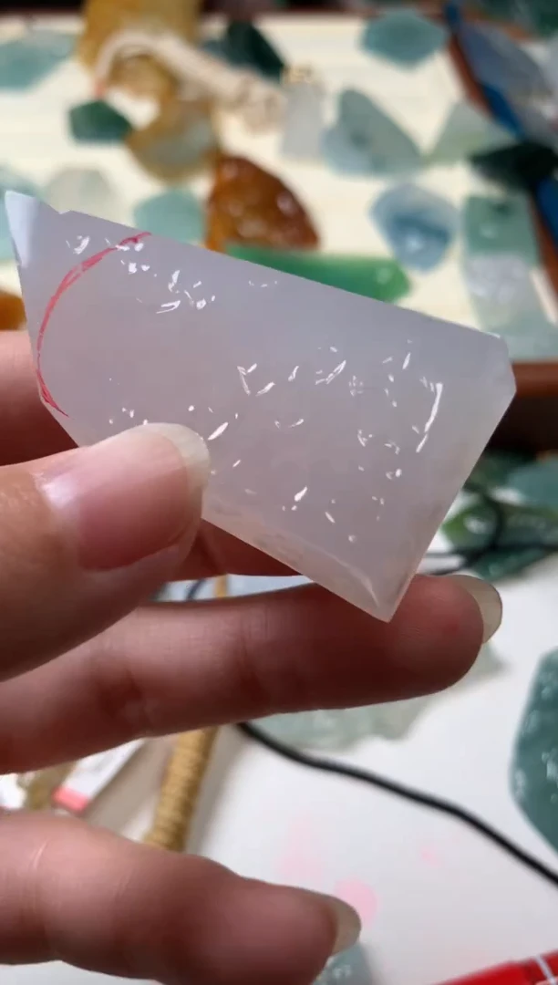 【闪购商品】翡翠颈饰未镶嵌吊坠