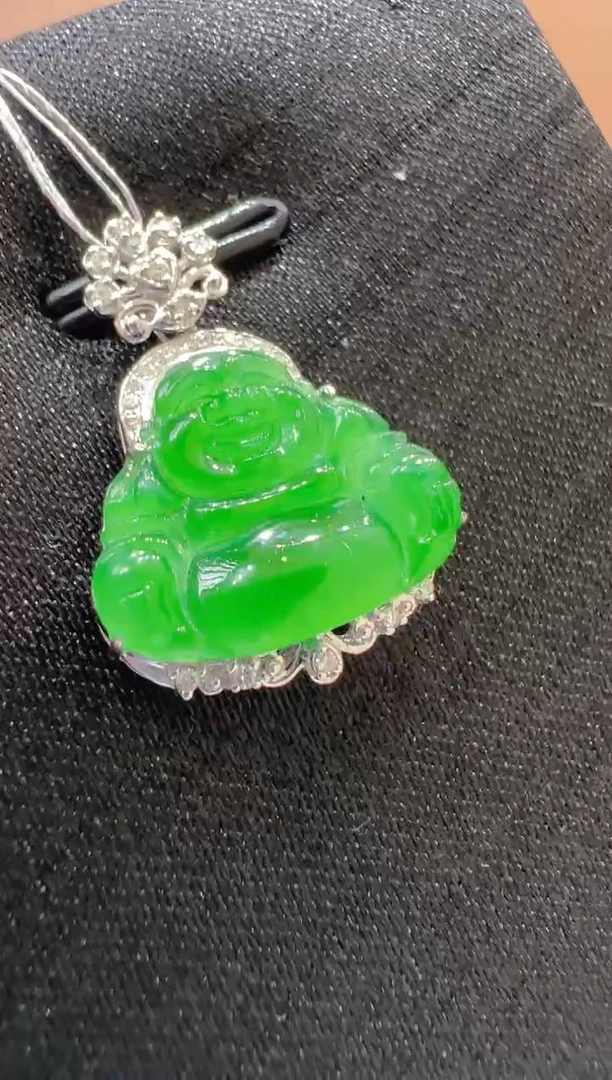 【闪购商品】翡翠吊坠(不含链)18K金镶嵌