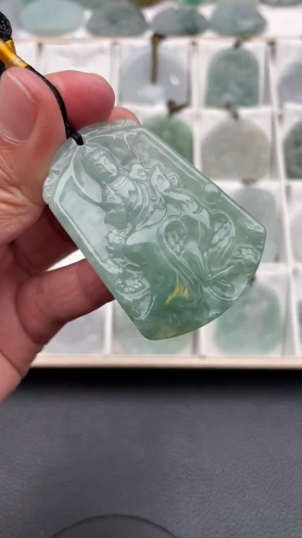 颈饰未镶嵌翡翠天然缅甸翡翠A货411