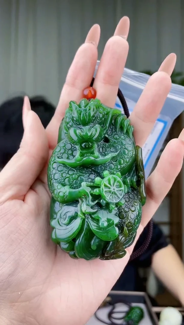未镶嵌和田玉挂件拍一发一，多样性发货！