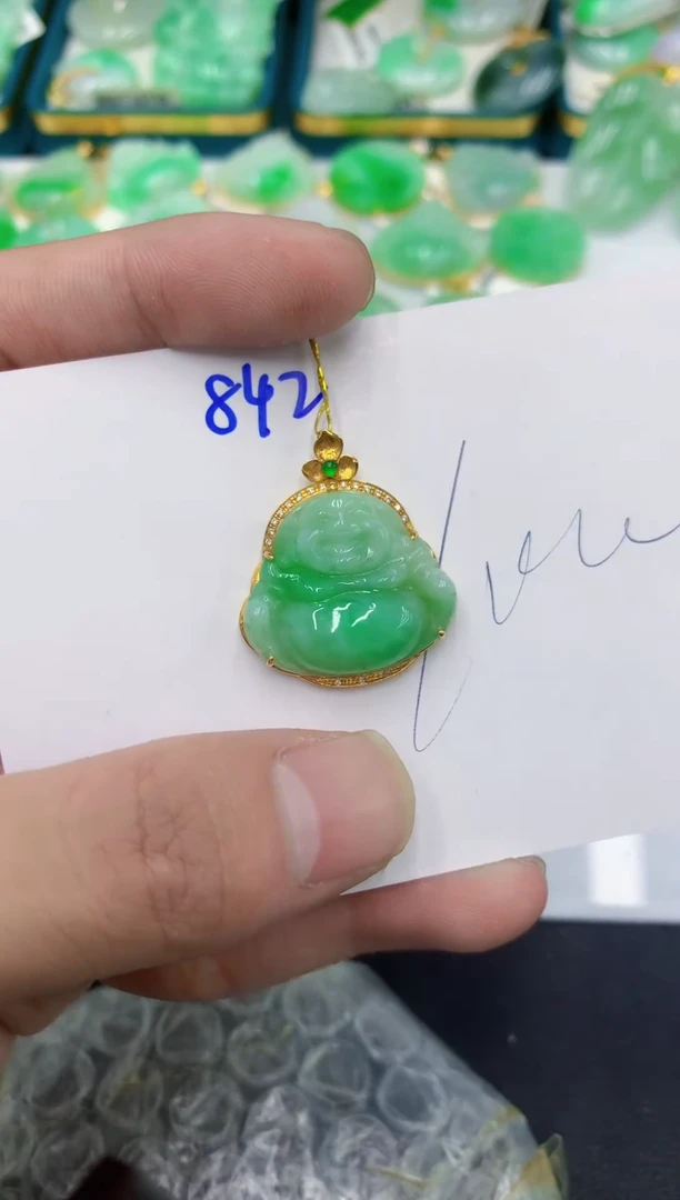 颈饰18K金镶嵌翡翠111111
