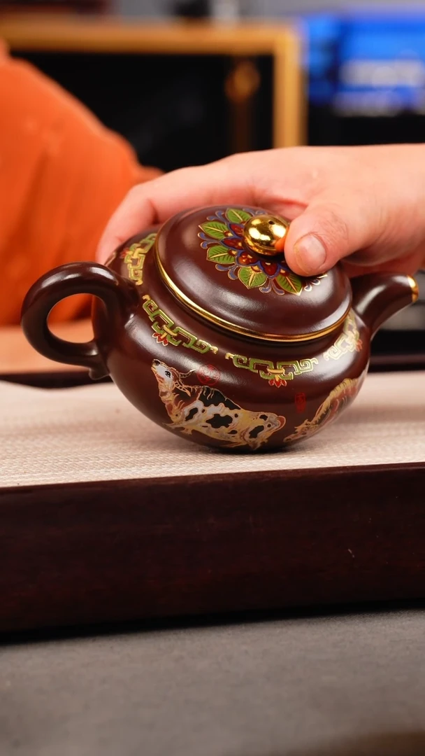 茶壶紫砂石红 仿古 五牛珐琅彩