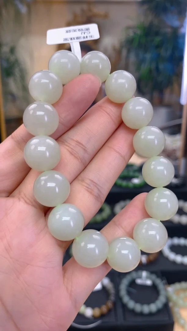 未镶嵌手串和田玉卡14