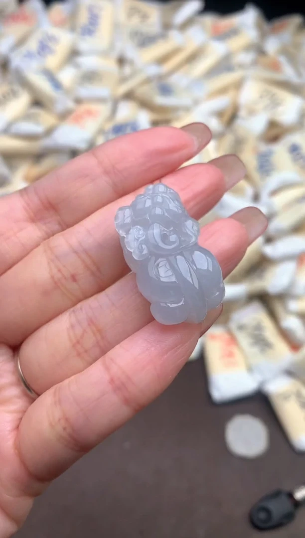 【闪购商品】翡翠挂件18K金镶嵌—
