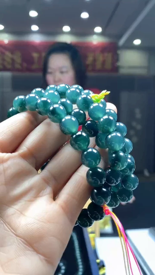 【闪购商品】翡翠手串未镶嵌多样性发货【只发一件】 *s33