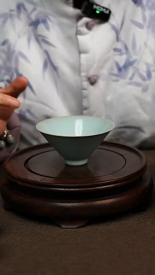 瓷片天青色全手斗笠杯100ml 微瑕 不带礼盒