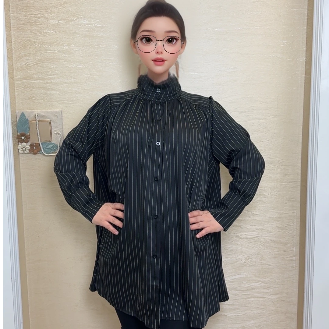 百搭红黑两色长款条纹衬衫