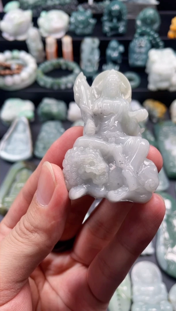 颈饰未镶嵌翡翠31  天然翡翠a货  文殊菩萨