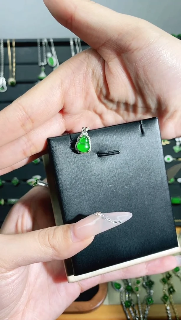 【闪购商品】翡翠颈饰银S925镶嵌多样性