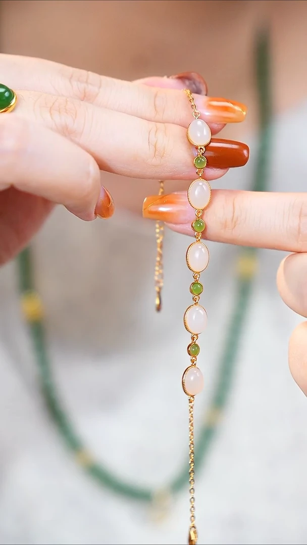 银S925镶嵌手链和田玉蛋面手链