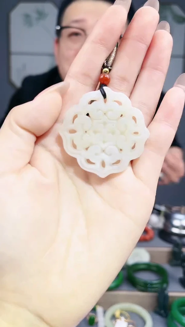 【闪购商品】和田玉颈饰未镶嵌AA多样性发货 拍一发一