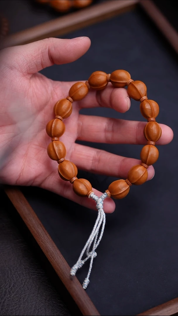 手串橄榄核了*苏工橄榄核