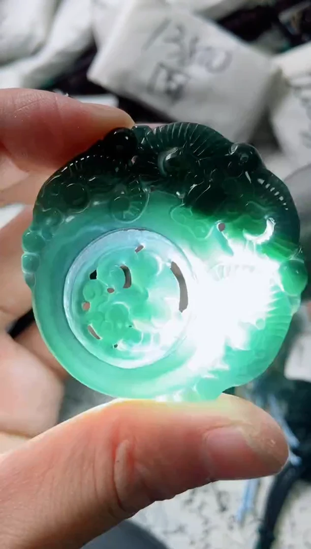 颈饰未镶嵌翡翠8