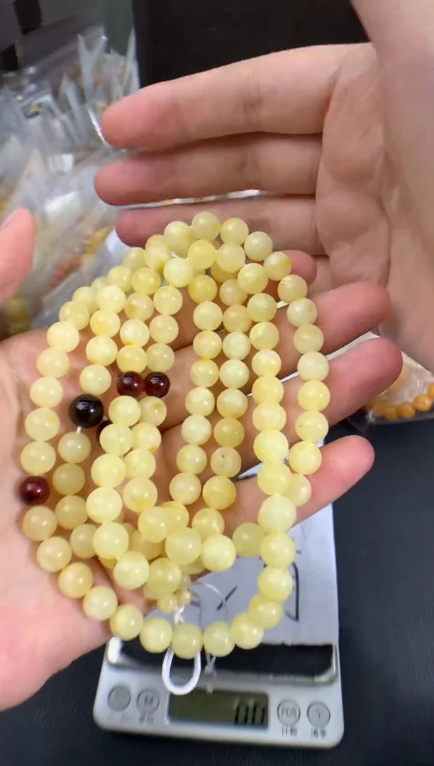 琥珀未镶嵌珠宝奇石1